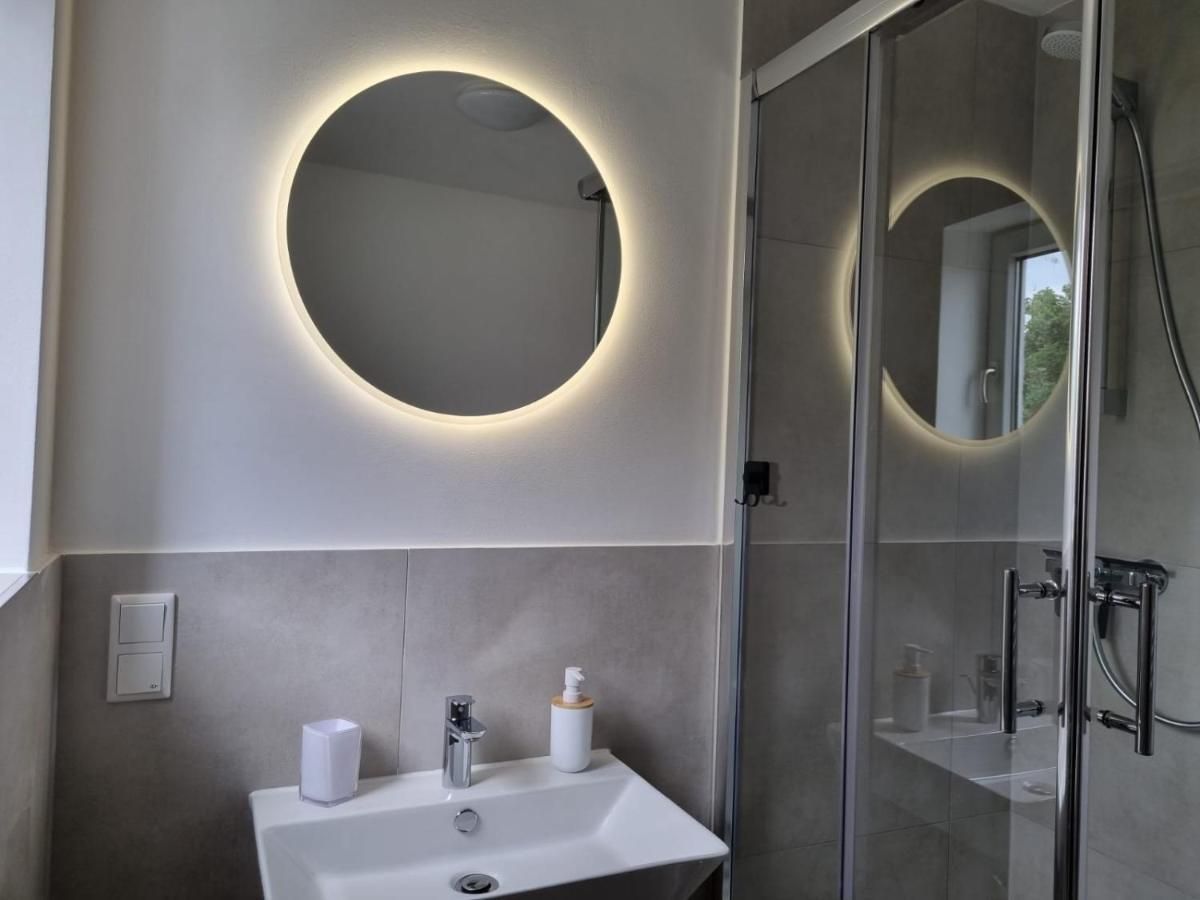 Schoene Ferienwohnung Zentral In Koblenz Coblenza Esterno foto